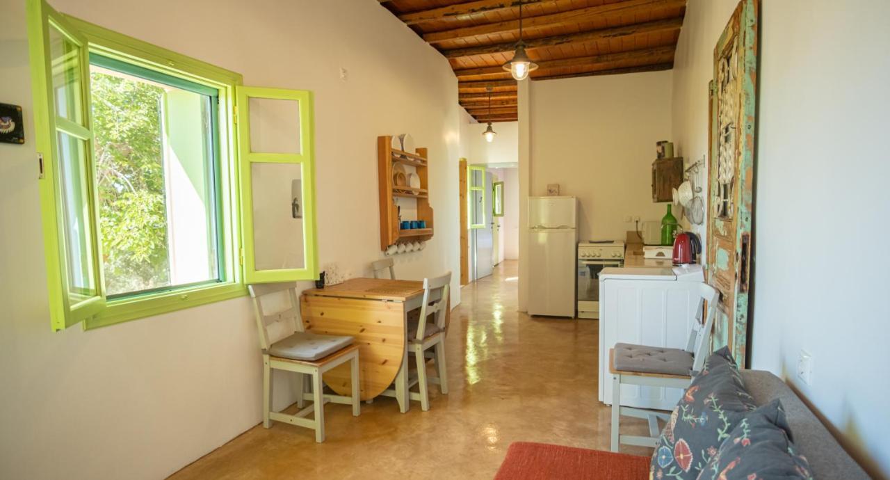 Simboro House - Kythoikies Holiday Houses Kýthira Exterior foto